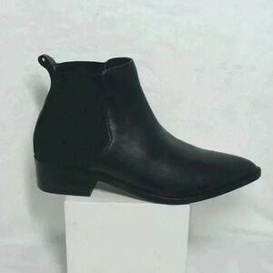 Steve madden jingle/jingo booties
